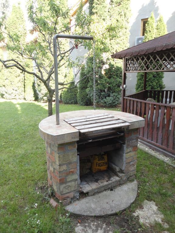 Apartman Vitorlas Vendeghaz Balatonfured Exterior photo